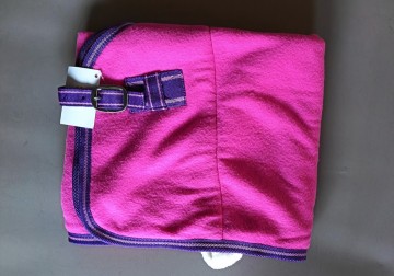 Fleece deken licht roze 85 boven