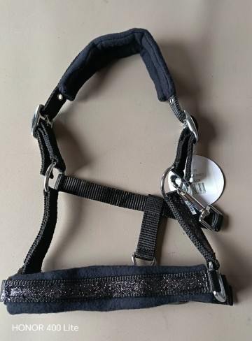 Halster glitter fleece zwart mini