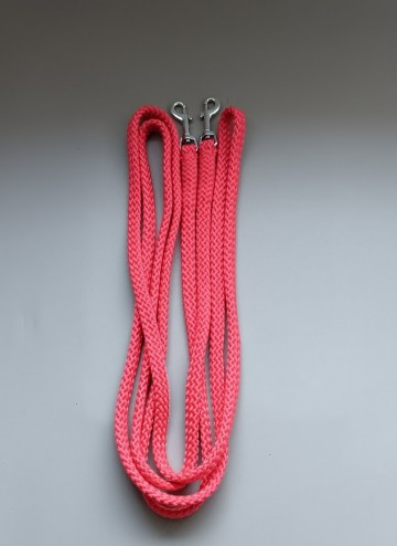 Lange teugel shetty rood